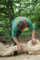 Click to see it big Ich mit Kettensäge, Impression aus dem Wald